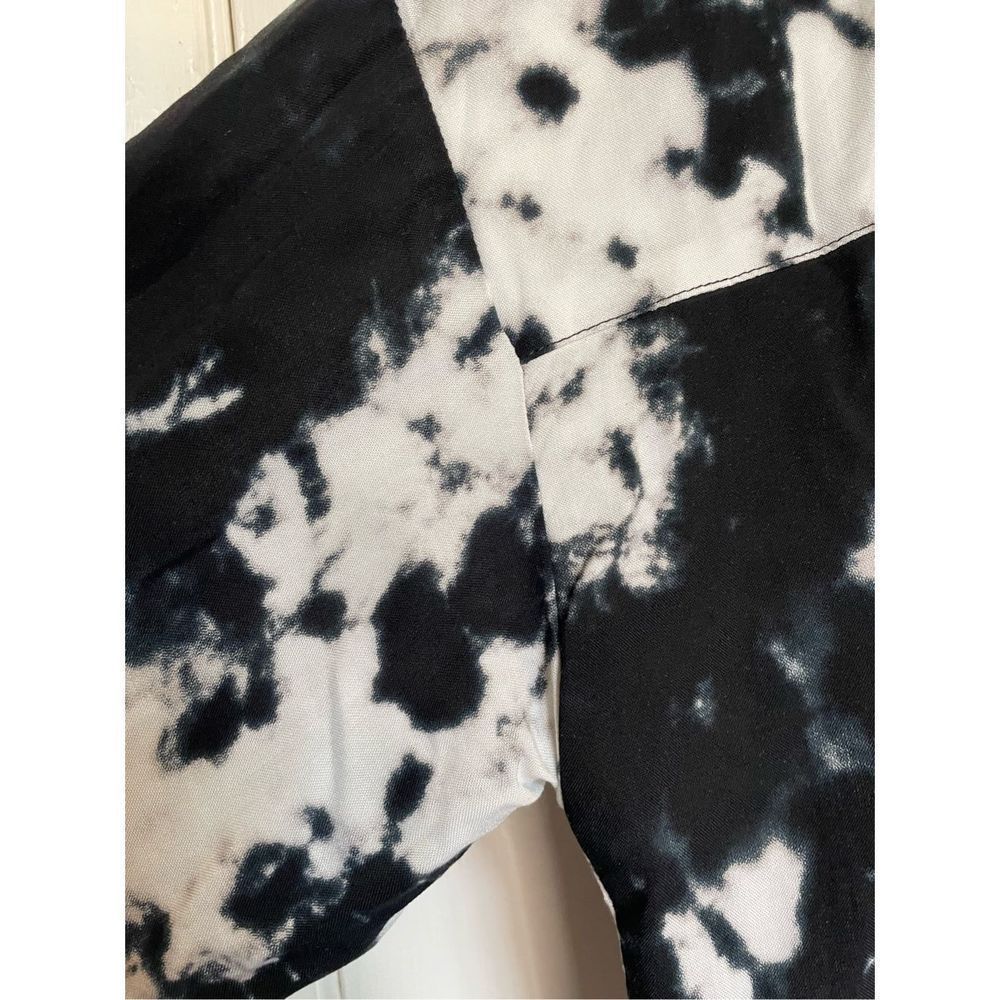 Cosmo vintage long sleeve button down black and white blouse size L. - Picture 10 of 12